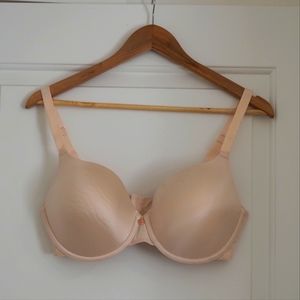 Ashley Graham plus-size bra